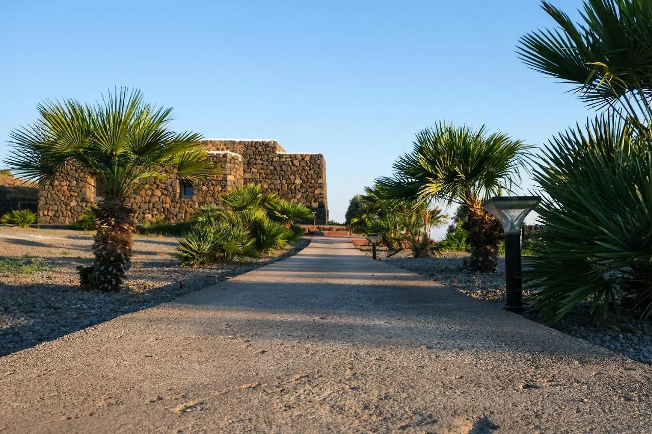 Dammusi Al-Qubba Wellness & Resort Campobello 4*,