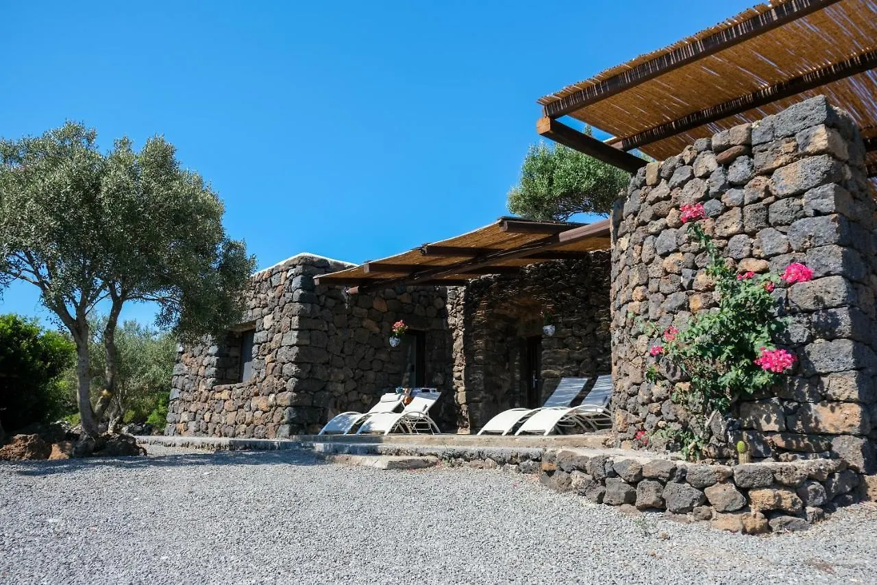 Dammusi Al-Qubba Wellness & Resort Campobello Bed & Breakfast