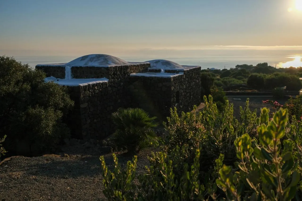 **** Bed & Breakfast Dammusi Al-Qubba Wellness & Resort Campobello Italy